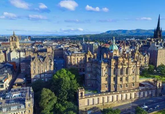 goedkope-vliegtickets-edinburgh