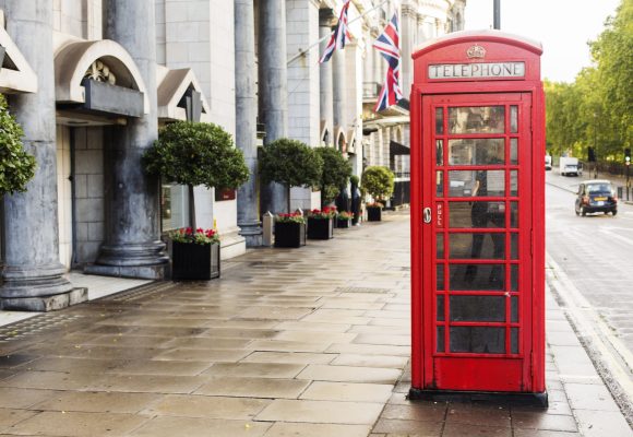 Goedkope-vliegtickets-londen-telefooncel