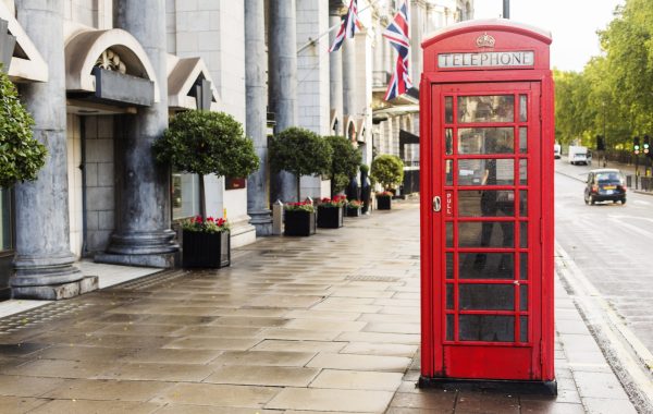 Goedkope-vliegtickets-londen-telefooncel