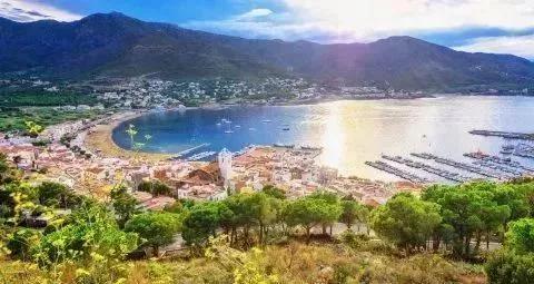 Goedkope-vliegtickets-Girona