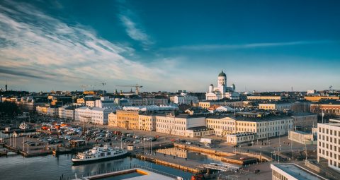 Helsinki, Finland. Bovenaanzicht van het marktplein