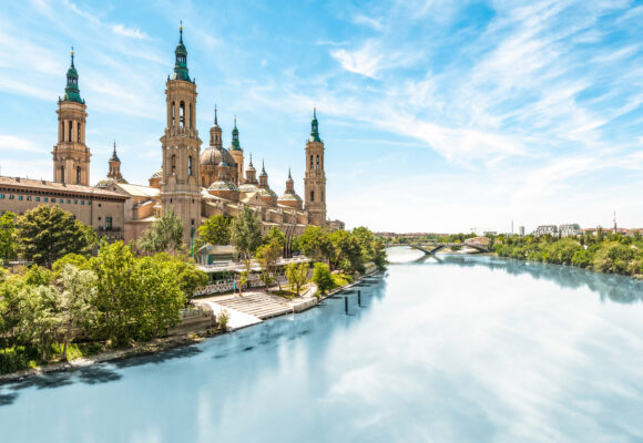 Zaragoza, Spanje, Basiliek