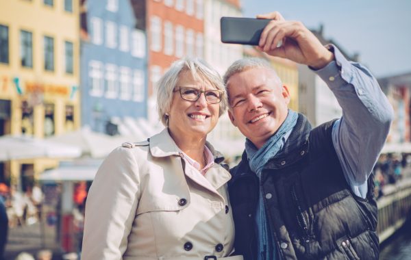 Vliegtickets-Stockholm-Zweden-senioren-volwassen