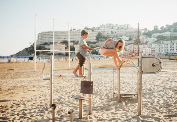 Families in Valencia, Spain