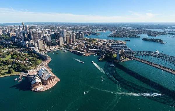 Sydney, Australia - Qatar Airways