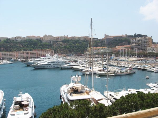 Häftiga båtar i Monaco