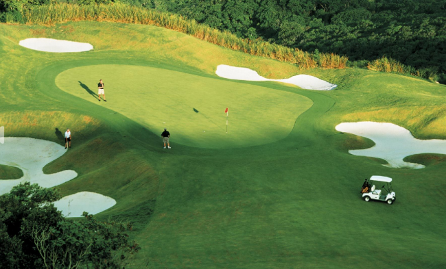 Golf på Grenadinerna - vald till bäst i övriga världen.