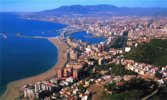Ligger vackert vid Medelhavet - Málaga