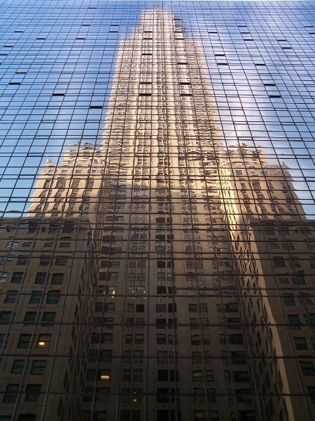 Spegling av skyskrapa. Foto Av Jimmy Nyberg