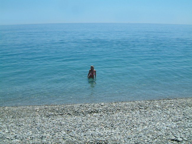 Vackert vatten precis utanför Nice. Foto: Madeleine