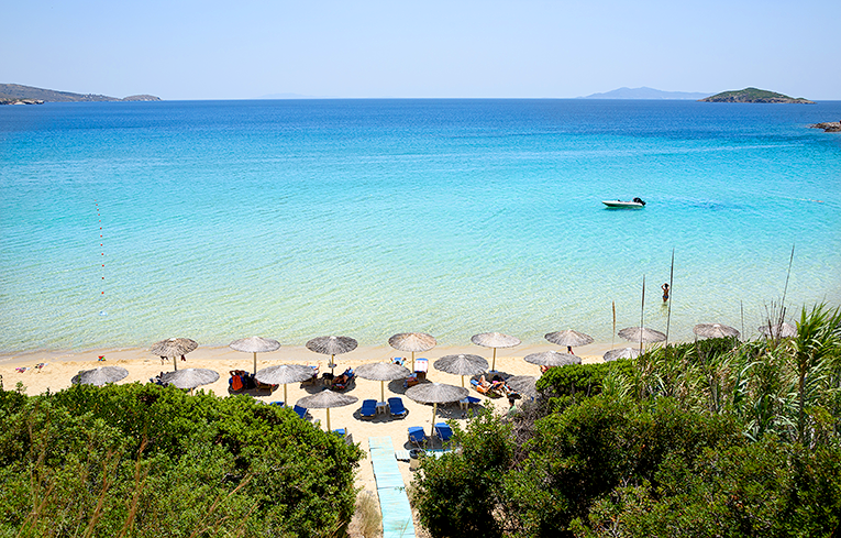 Bild från strand på ön Andros i Grekland