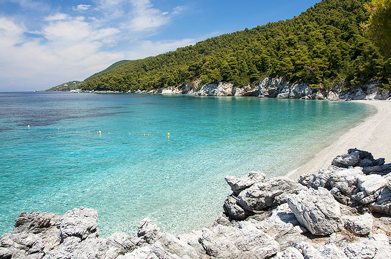 Bild från Kastani Beach på ön Skopelos i Grekland