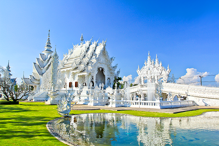 Bild på Wat Rong Khun i Thailand