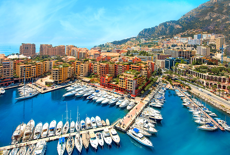 Bild på hamnen i Monaco