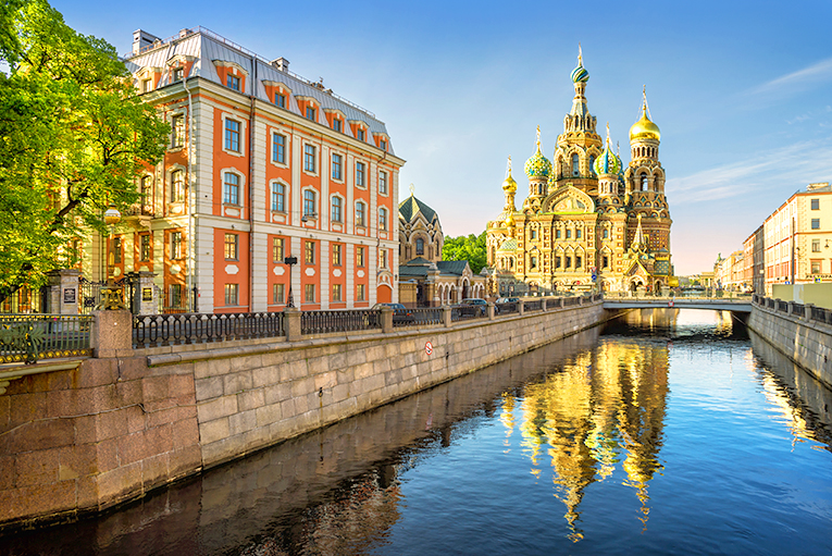Bild på katedral i St Petersburg, Ryssland