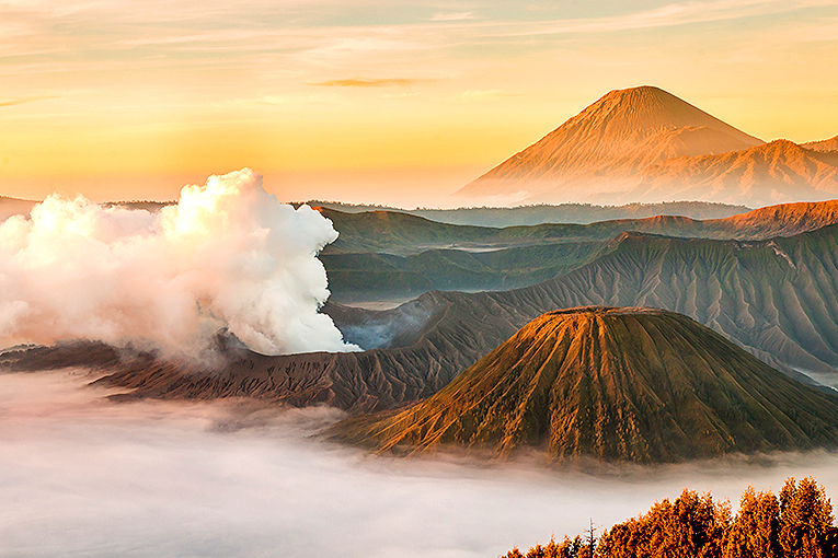Bild på vulkanen Bromo i Indonesien