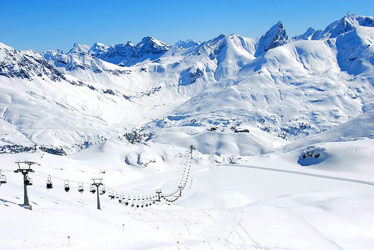Bild från skidorten St Anton i Österrike