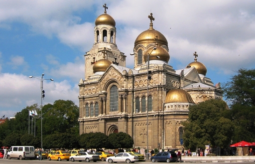 Varnos-katedra-soboras.jpg